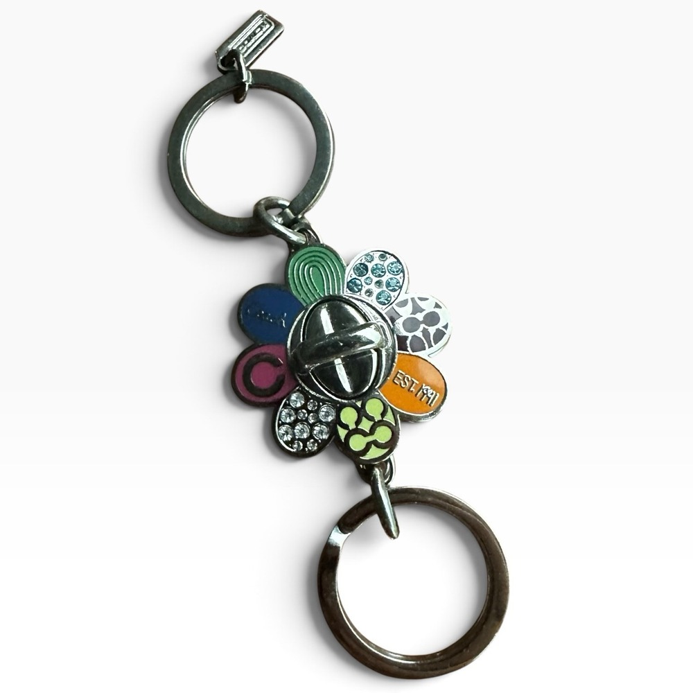 Coach Daisy Crystal Turnlock Flower Legacy Charm Valet Keychain Rare Vintage Y2K